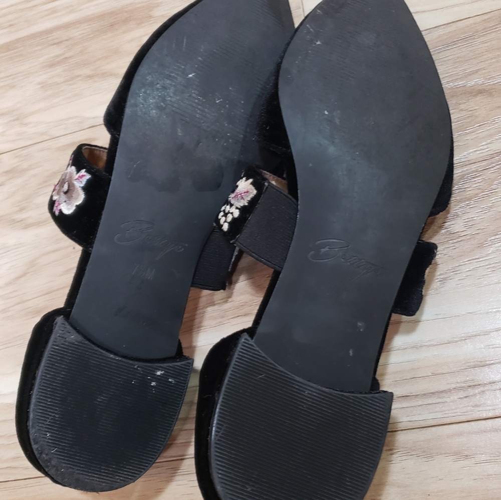 Bettye Muller Jamisen Black Velvet W/flowers Flats,maryjane,career, - Picture 3 of 4